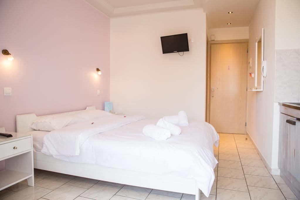 Hotel Melissanthi Paralia Dionysiou Buitenkant foto