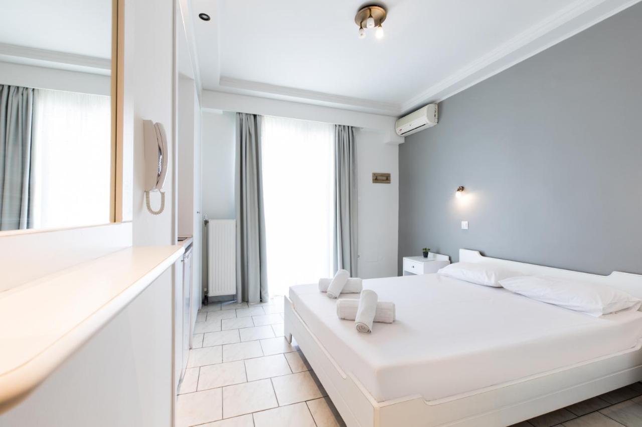 Hotel Melissanthi Paralia Dionysiou Buitenkant foto